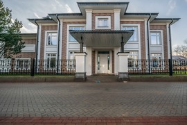 Новый дом в премиальном Азарово