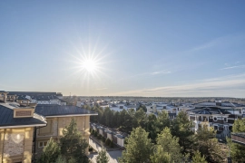 Светлая 4-х комнатная квартира