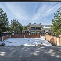 Акция! Просторный таунхаус 940м2